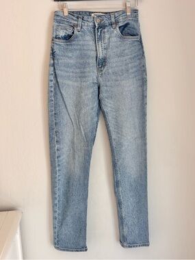Reformation High Rise Straight Leg Jeans in Light Wash Denim, Sz 27